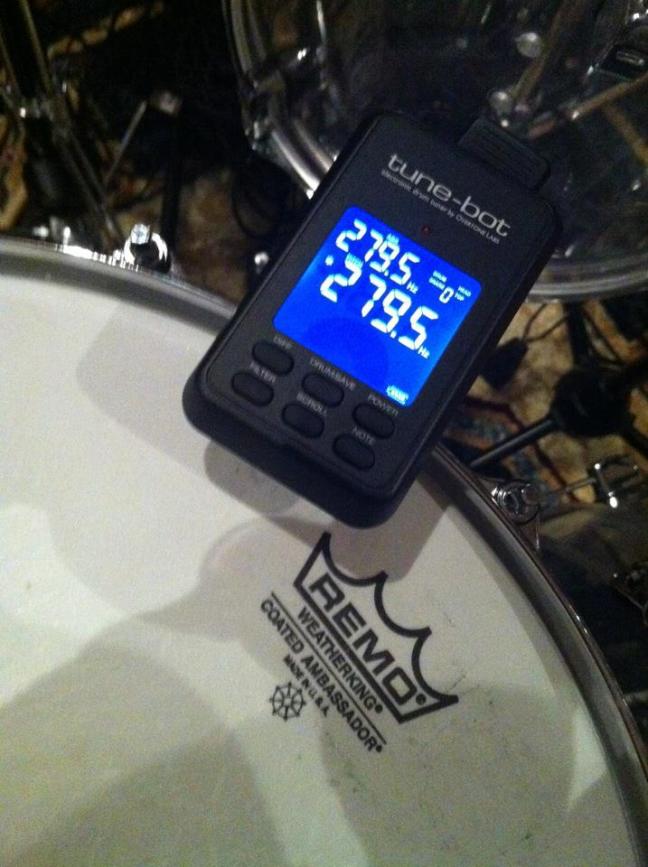 NAMM 2012 Tune Bot drum tuning device (03)