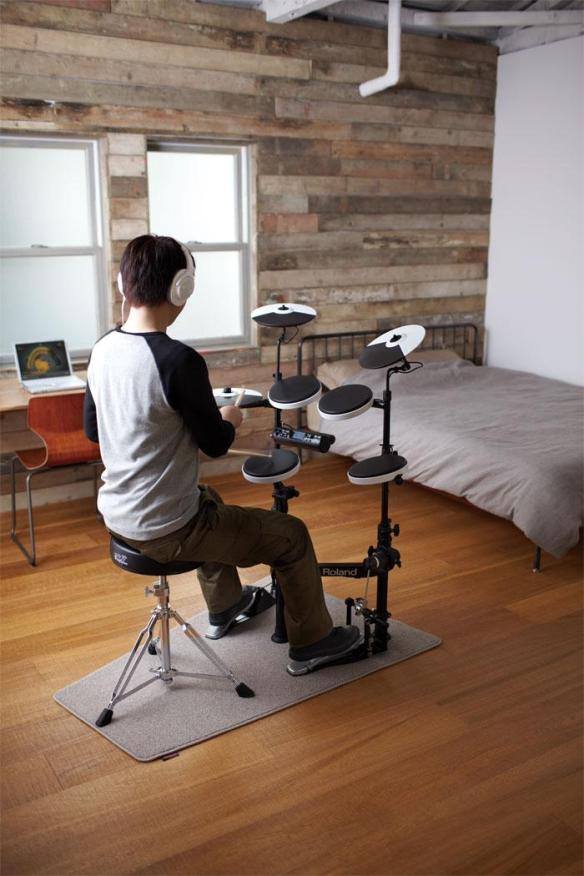 Cool digital drumming news: Roland announces the TD-4KP V-Drums 